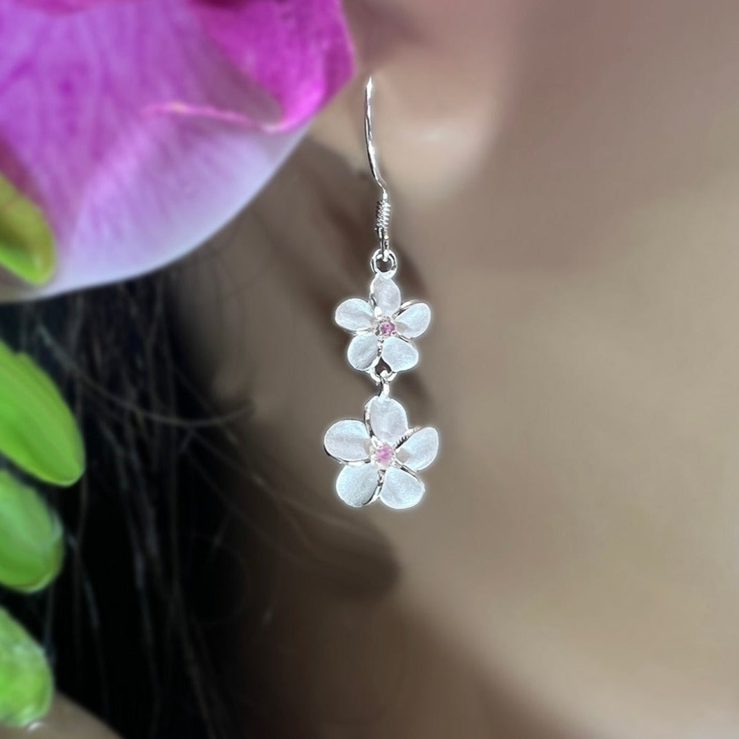 ‘Elua Plumeria Dangle Earrings