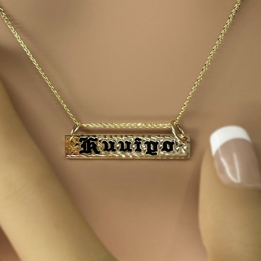 14K Gold Horizontal Bar Pendant w/18" Chain