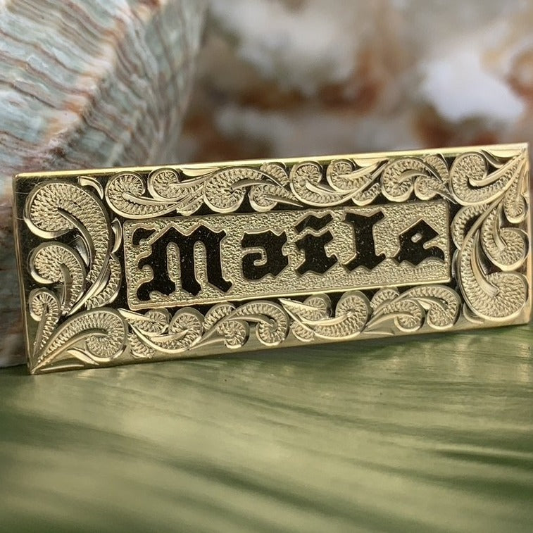 Nameplate with Raised Gold