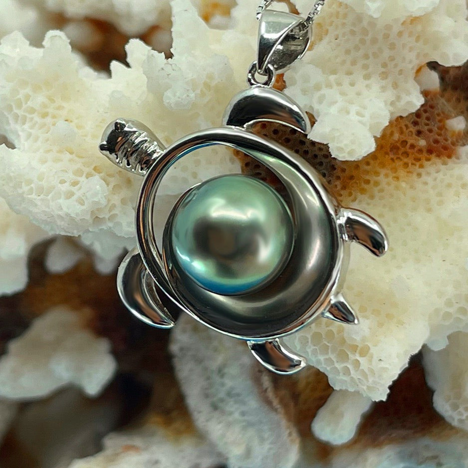 Honu Tahitian Pearl Pendant