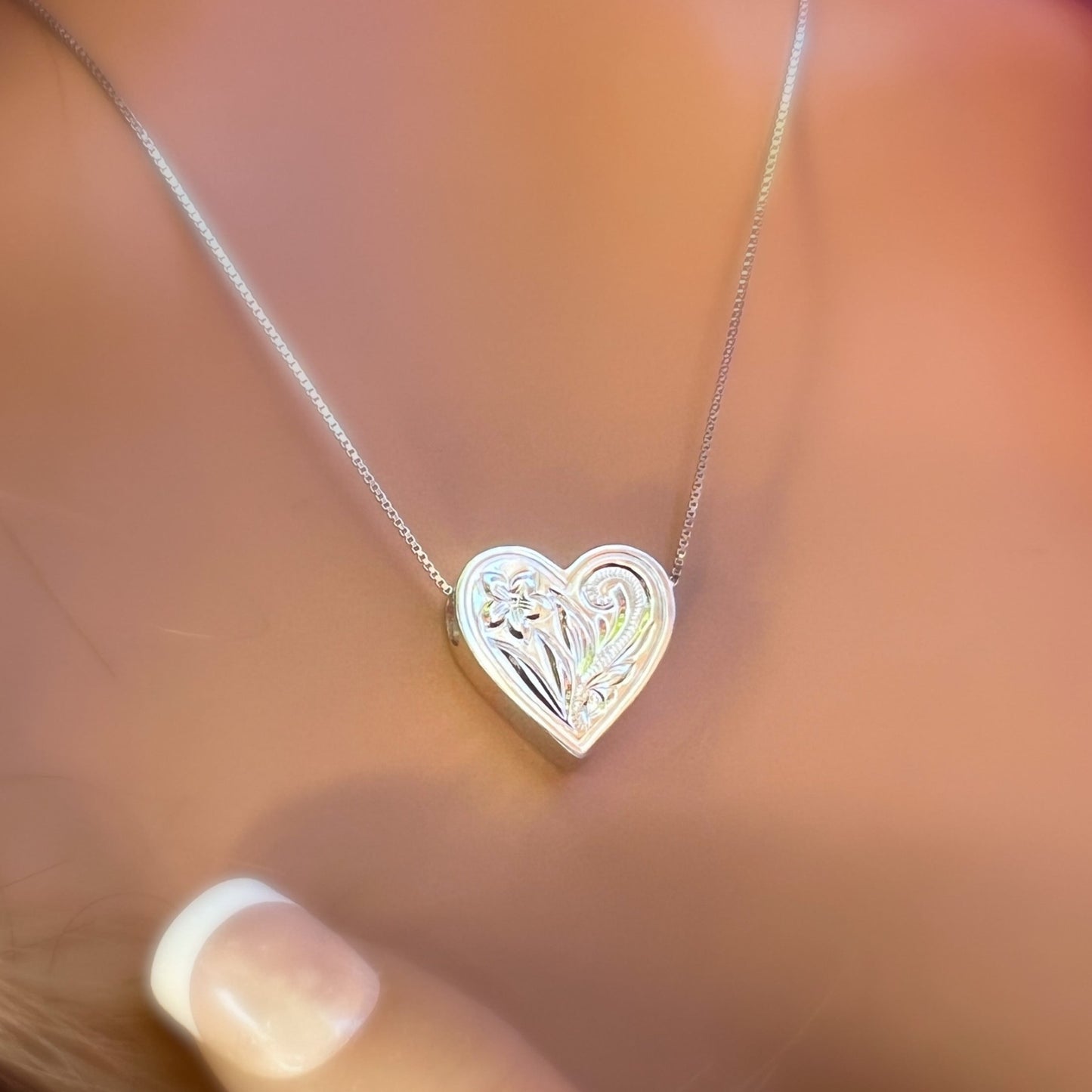 Nui Heart Pendant