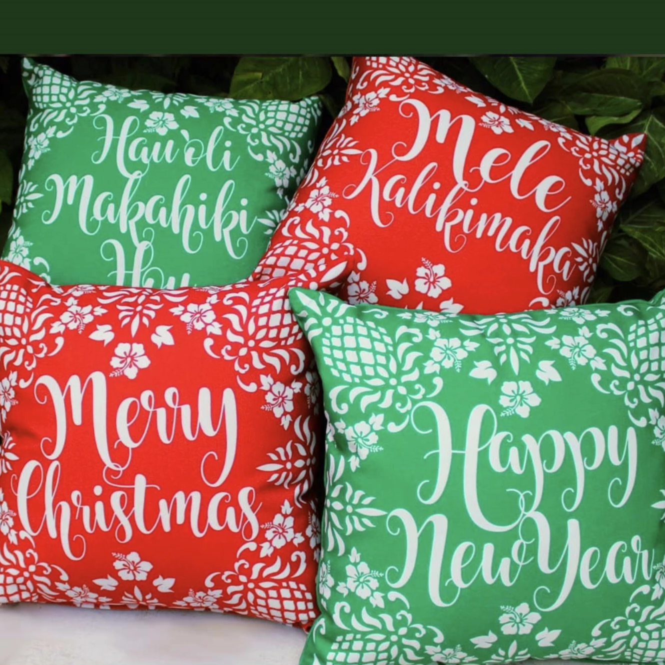 Hawaiian Holiday Pillows 4 Shot