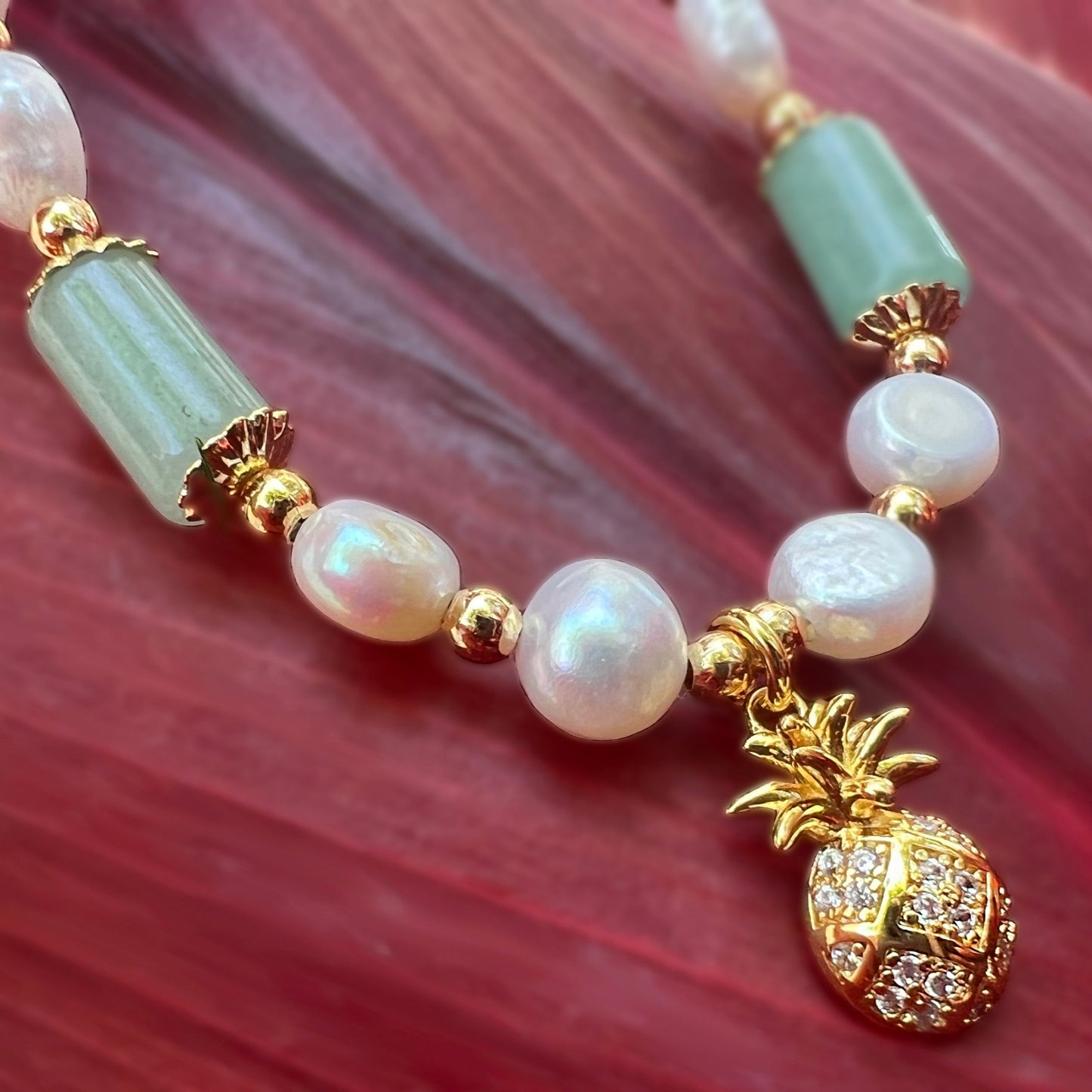 Charming Jade and Pearl Adjustable Bracelet