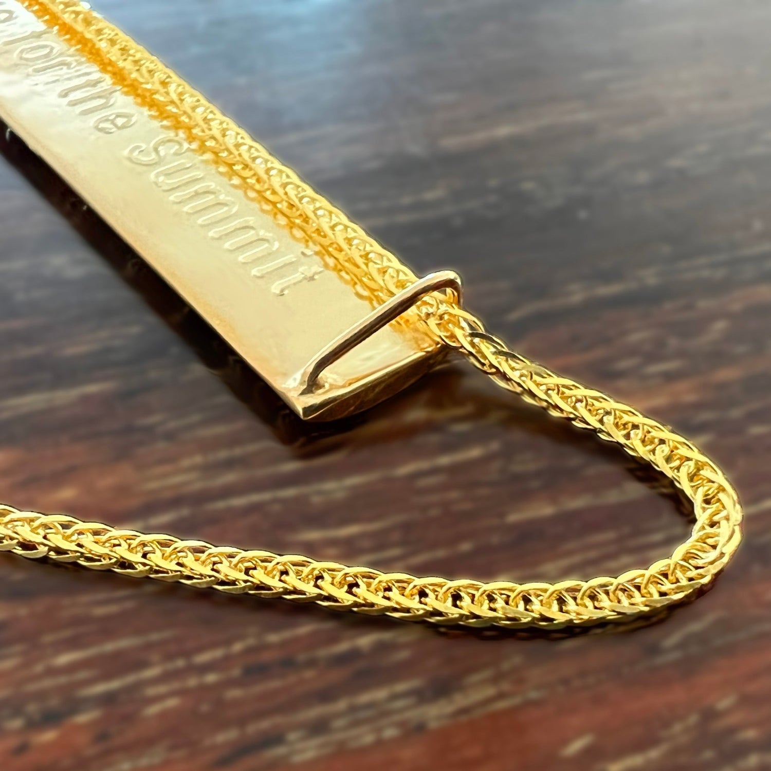 Custom Hawaiian Scroll 8mm Nameplate – Showcase Hawaii