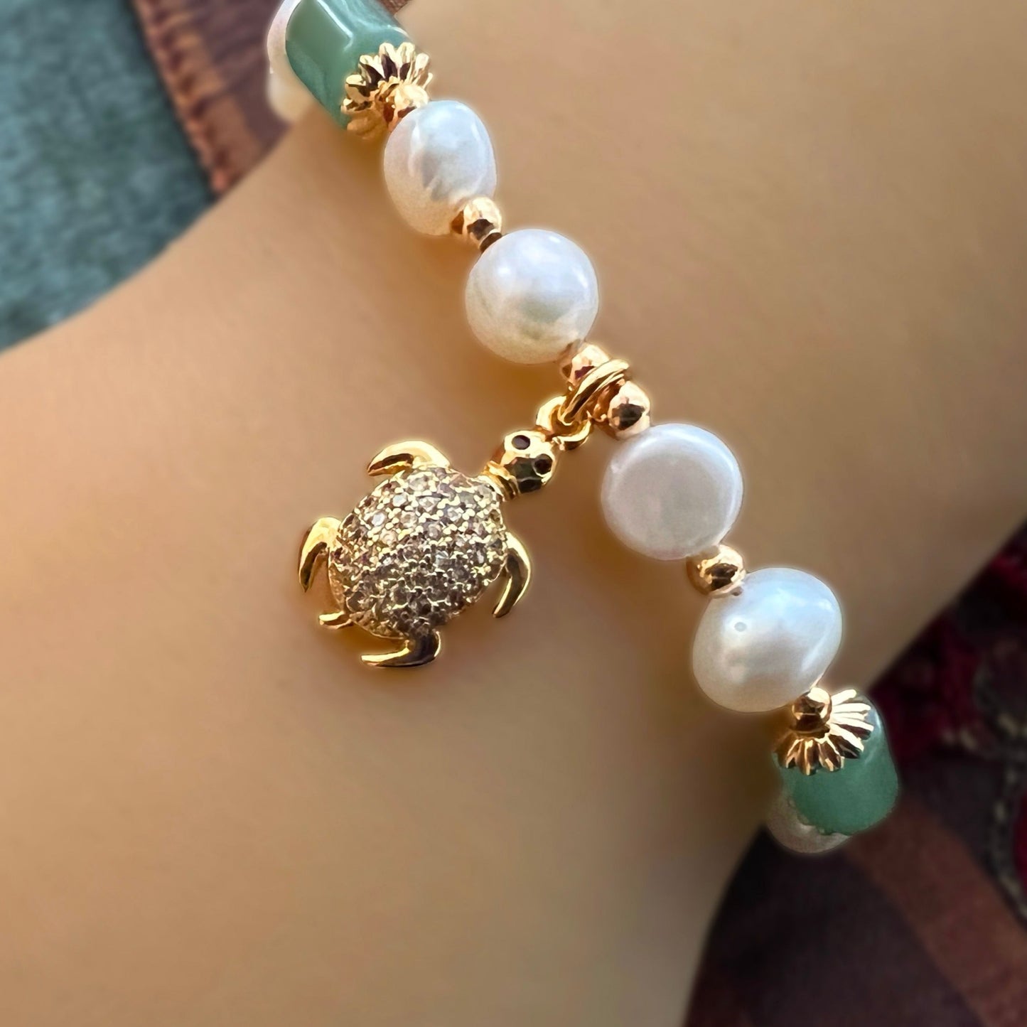 Charming Jade and Pearl Adjustable Bracelet