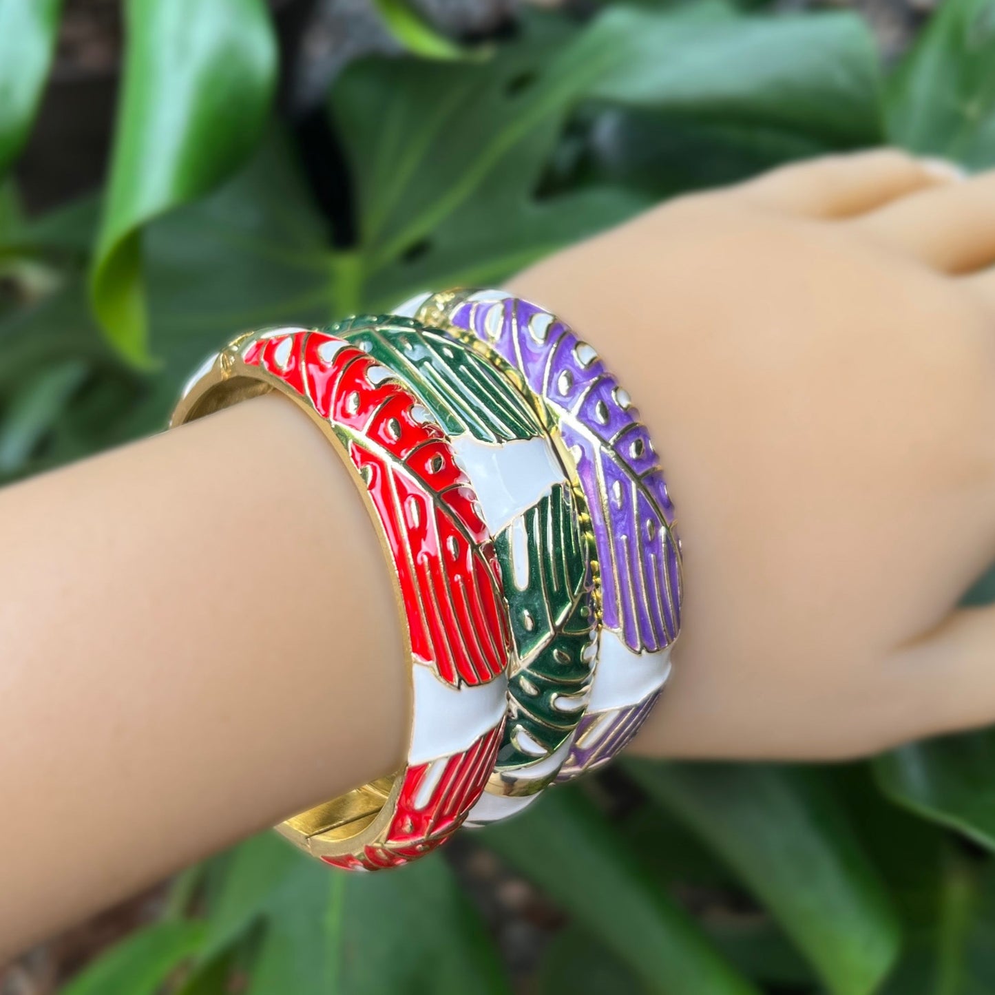 Maika`i Monstera Leaf Enameled Bangle Set of 3