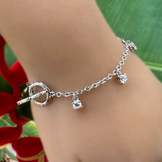 Hawaiian Scroll Po'ai Cubic Zirconia Bar bracelet