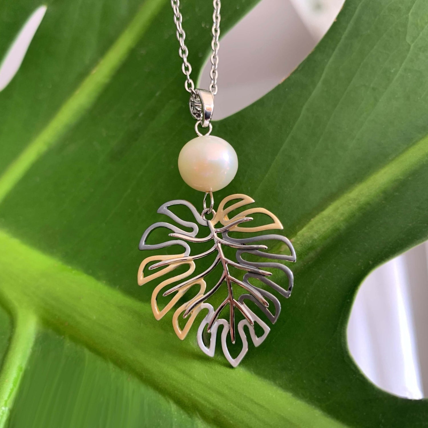 monstera leaf necklace Monstera Leaf Pearl Jewelry – Showcase Hawaii