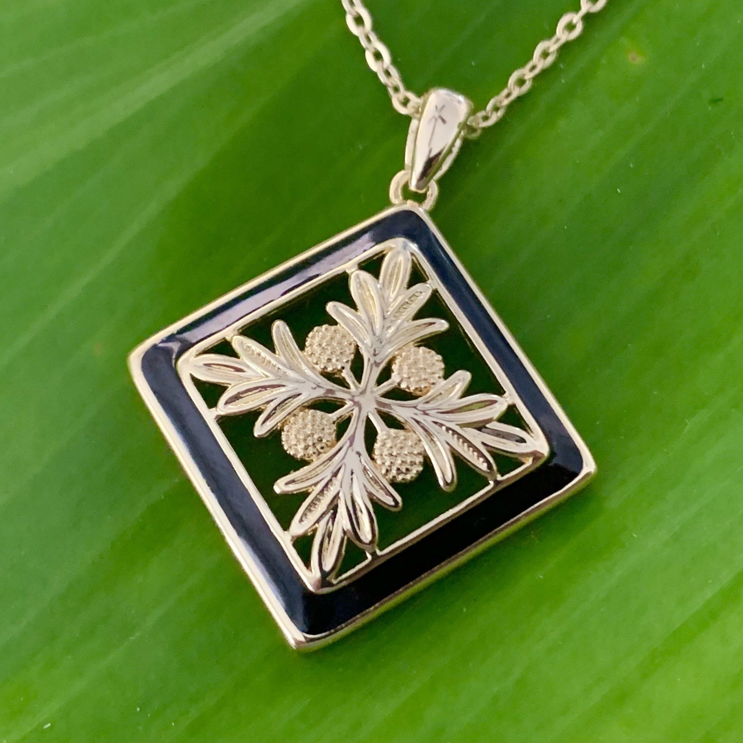 Hawaiian Pillow Quilt Jewelry Pendant 