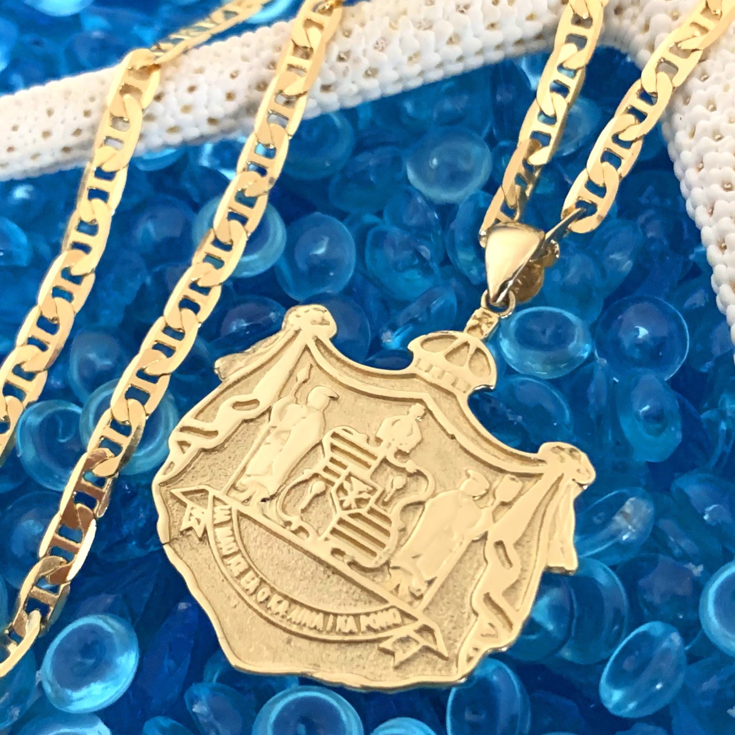 Hawaiian Coat of Arms Pendant