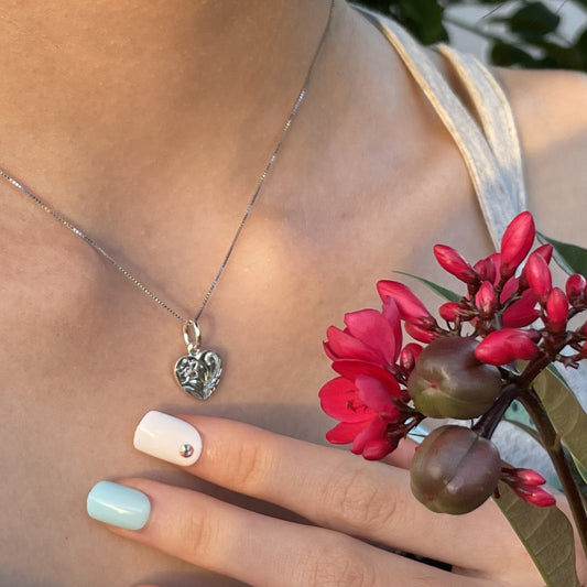 Hawaiian Scroll Petite Heart Pendant Necklace