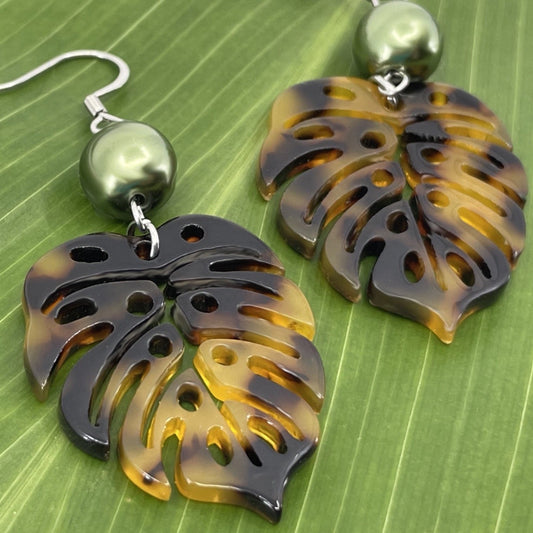 Faux tortoise Shell Dangle Earrings with Green Shell Pearls Monstera