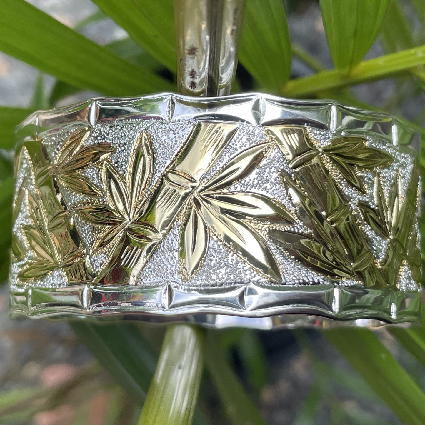 `Ohe tropical rainforest bamboo bangle in two tone