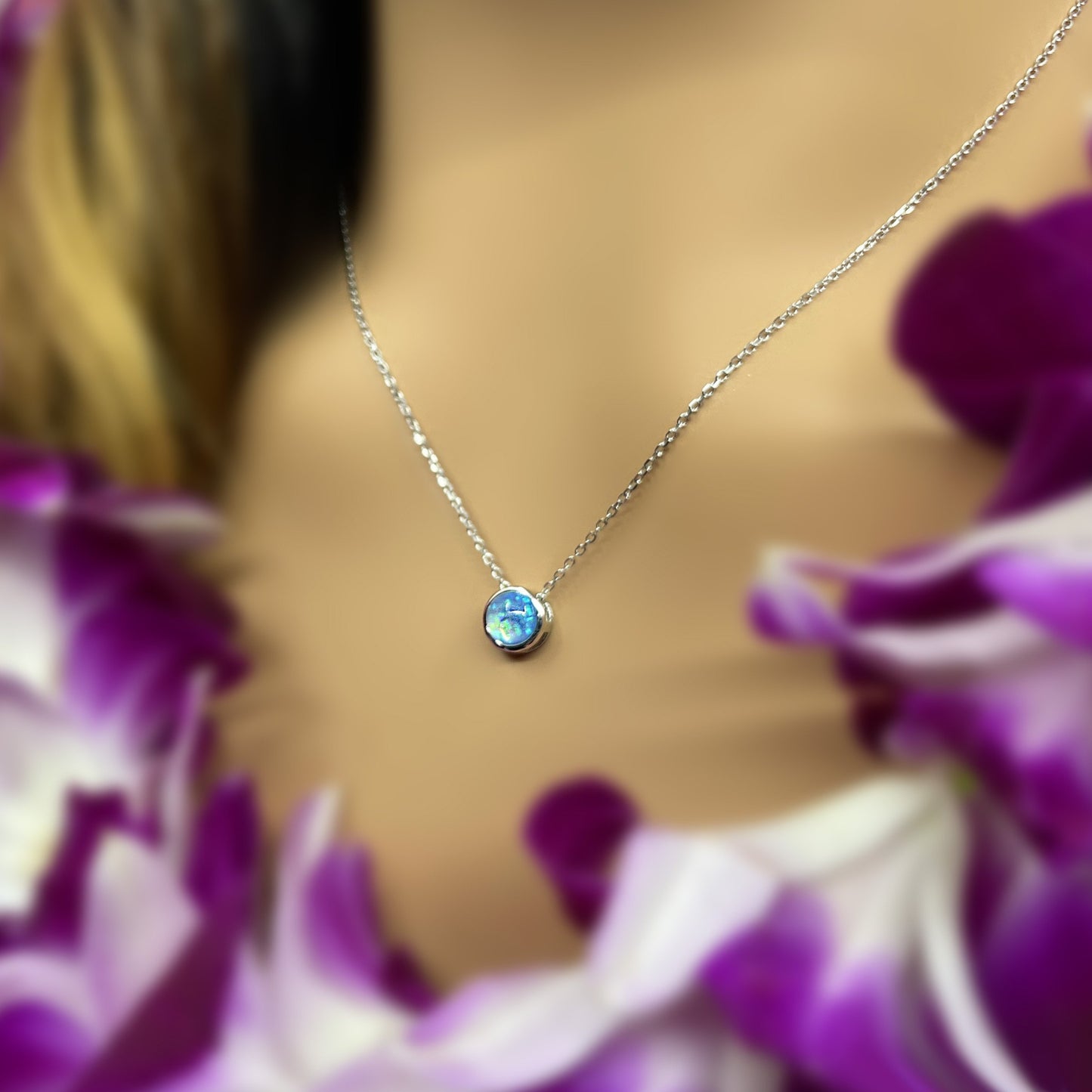Pōʻai Opalite Floating Pendant 