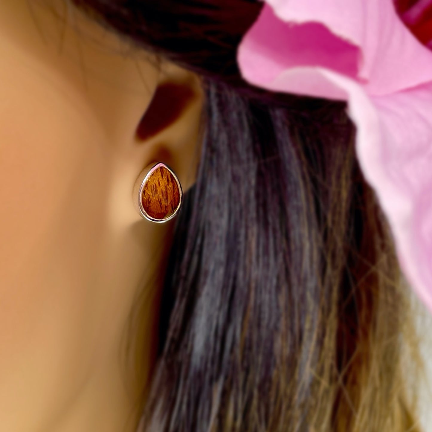 Koa Button Earring in Raindrop Style