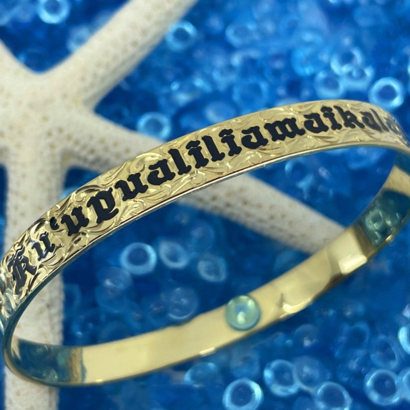 6mm Hawaiian Scroll 6mm Bangle with Diamond