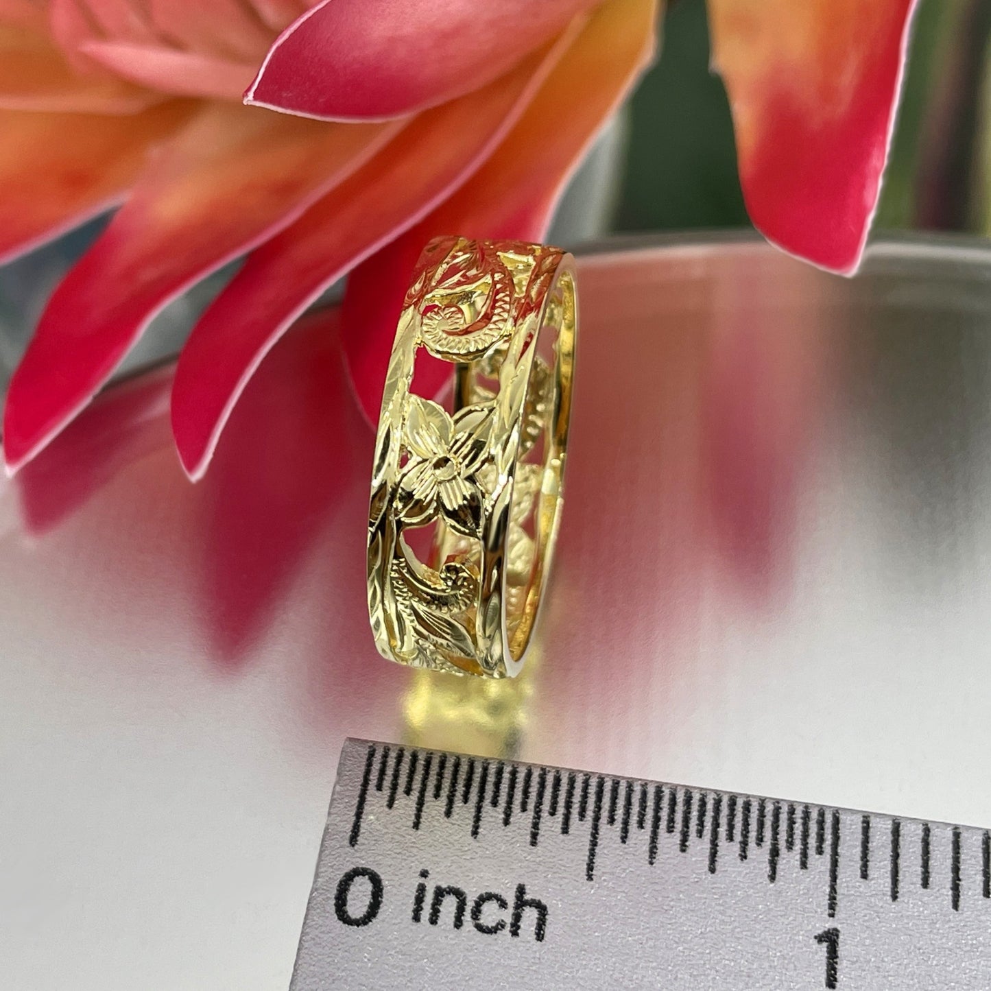 Hawaii Scroll Eternity Cutout Band 8mm