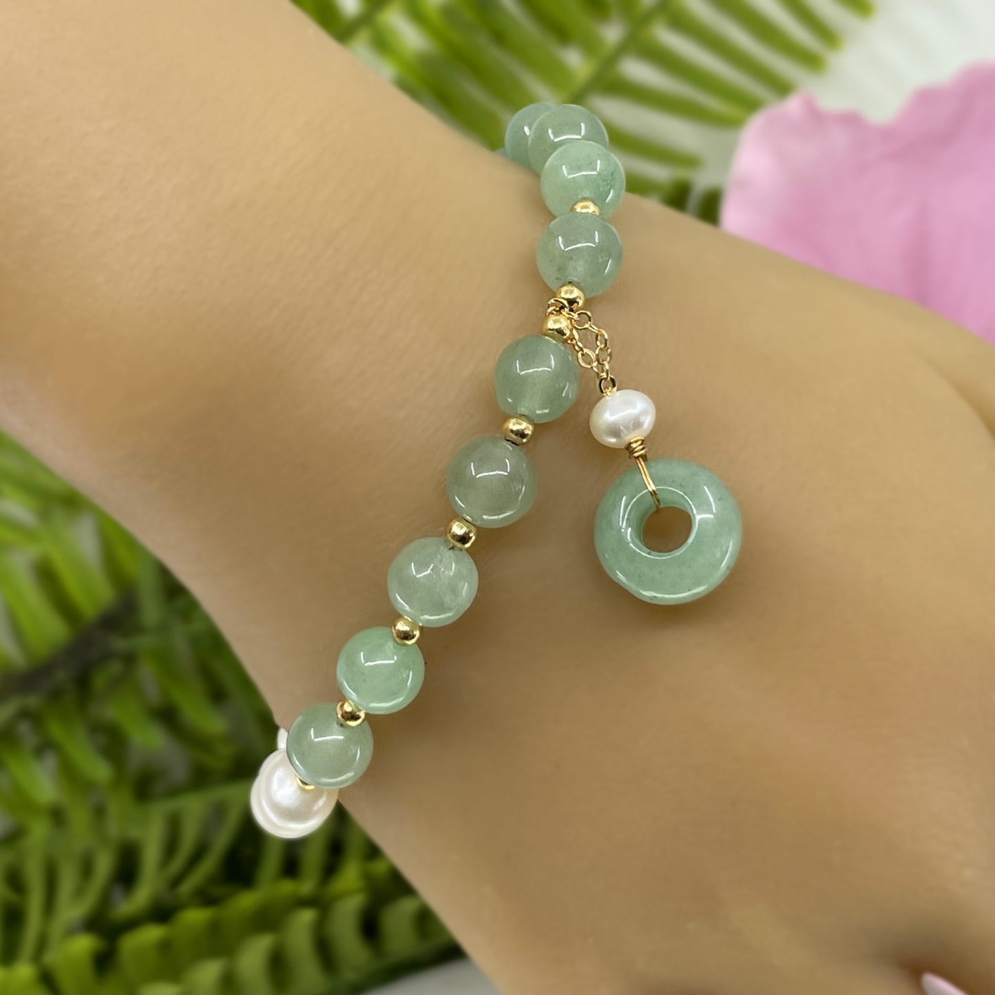 Eternity Jade Bracelet with freshwater pearls