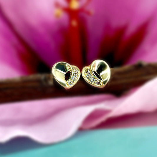 14K Gold Swirl Heart Earrings