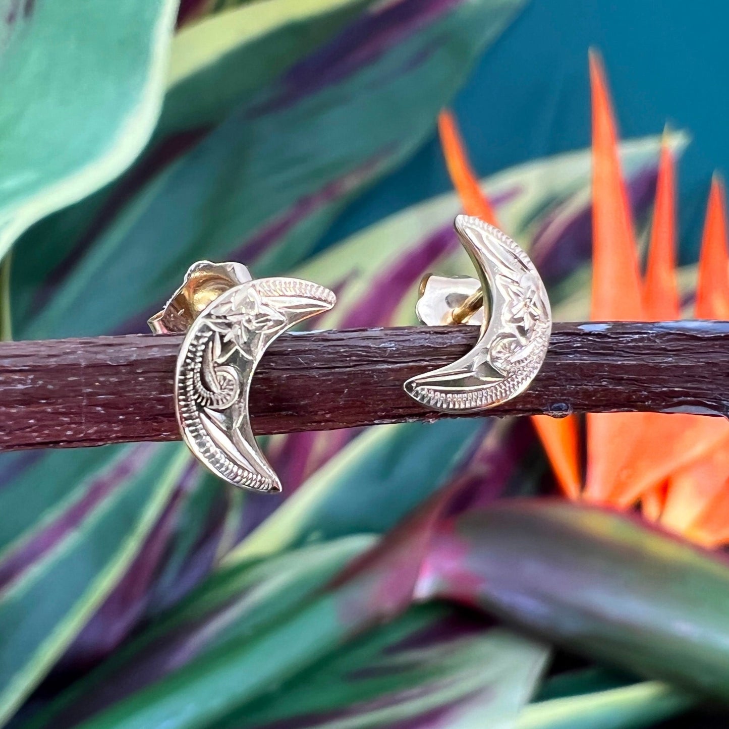 Mahina 14K Gold Hawaiian Scroll Jewelry