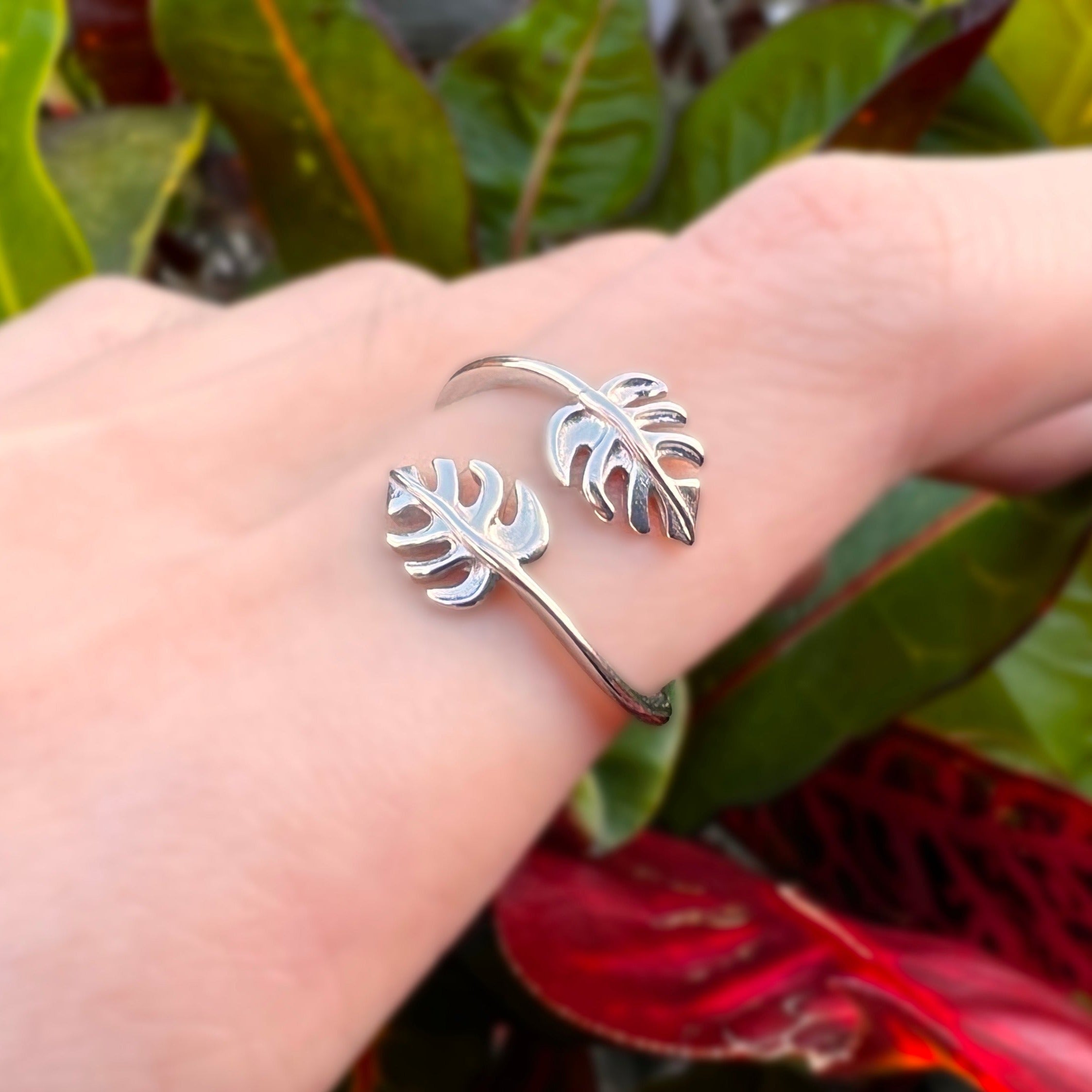 monstera ring `Elua Monstera Leaf Adjustable Rings .925 Sterling Silver / Double Leaf