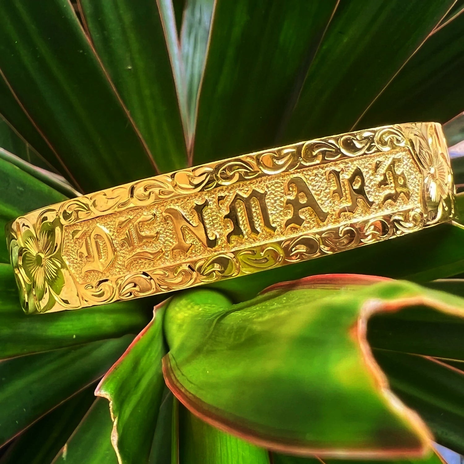 Custom Hawaiian Heirloom Scroll Bracelet