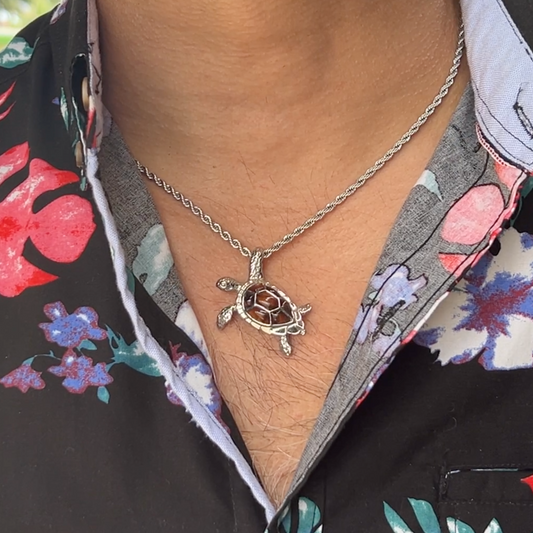 La`au Honu Stainless Steel Pendant w/3mm Rope Chain