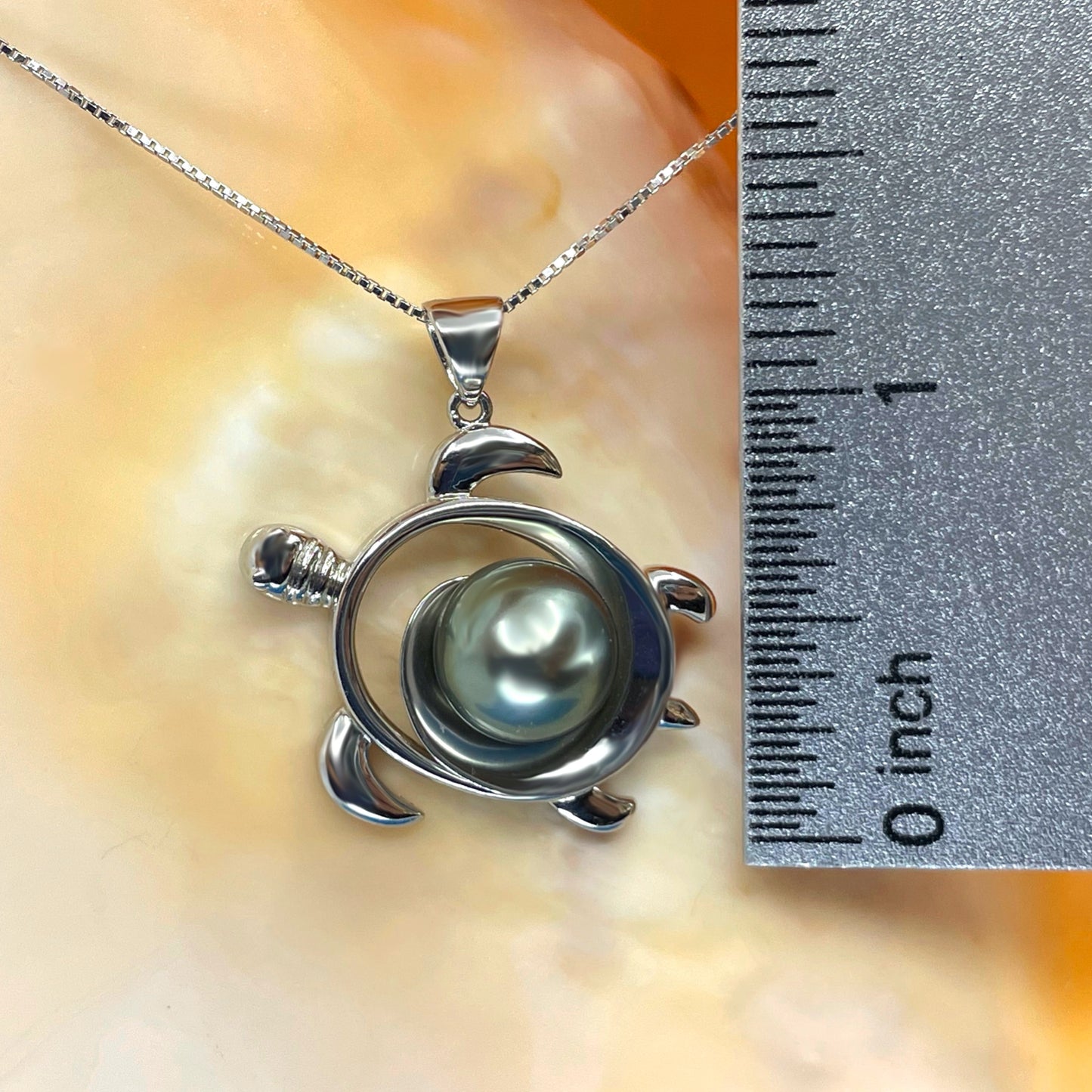 Honu Tahitian Pearl Pendant measurement