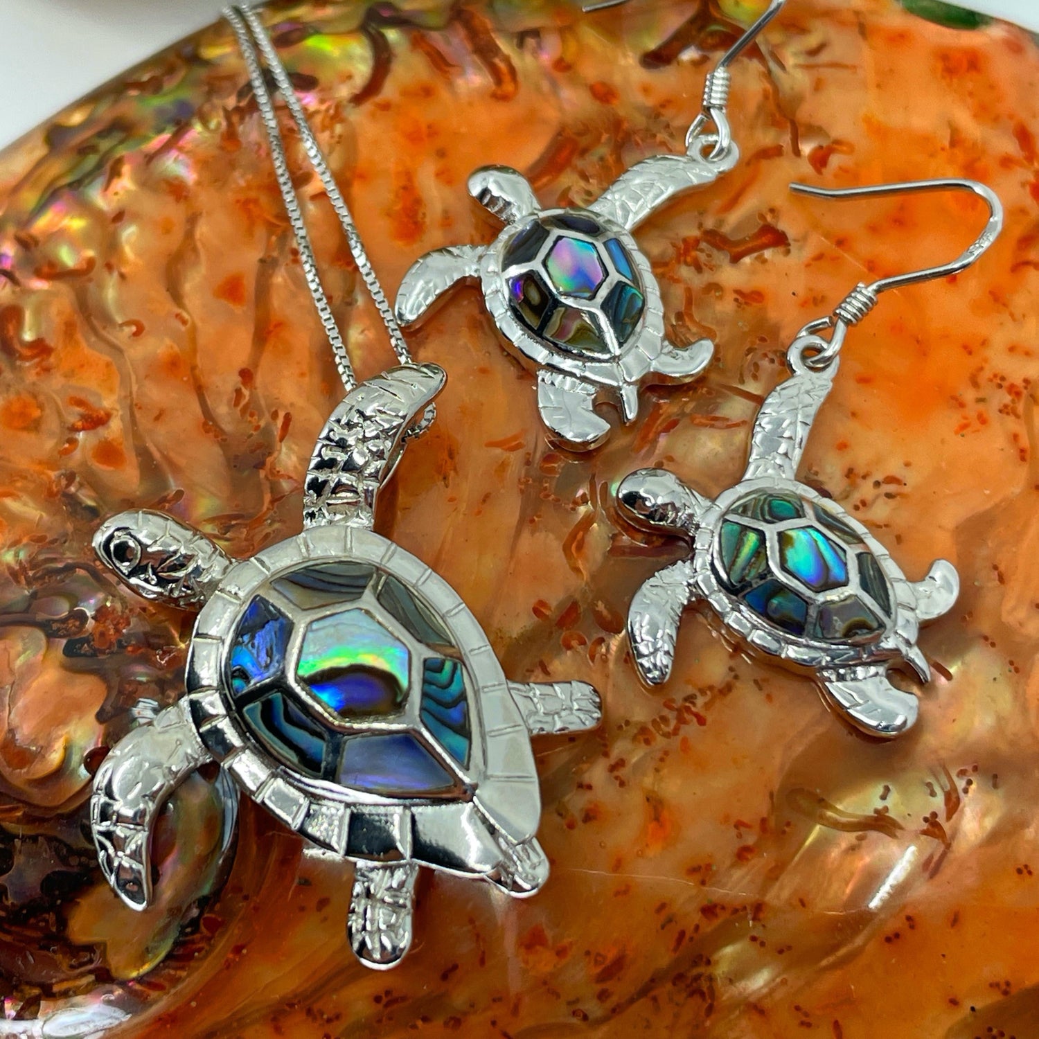 Turtle Honu Mother of Pearl Pendant and Earrings